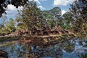 Banteay Srei temple - the 2nd enclosure from the moat